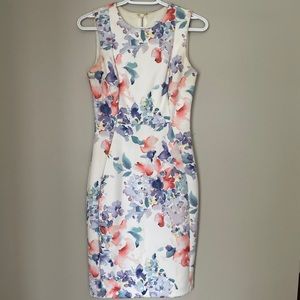 Midi Calvin Klein Floral Dress